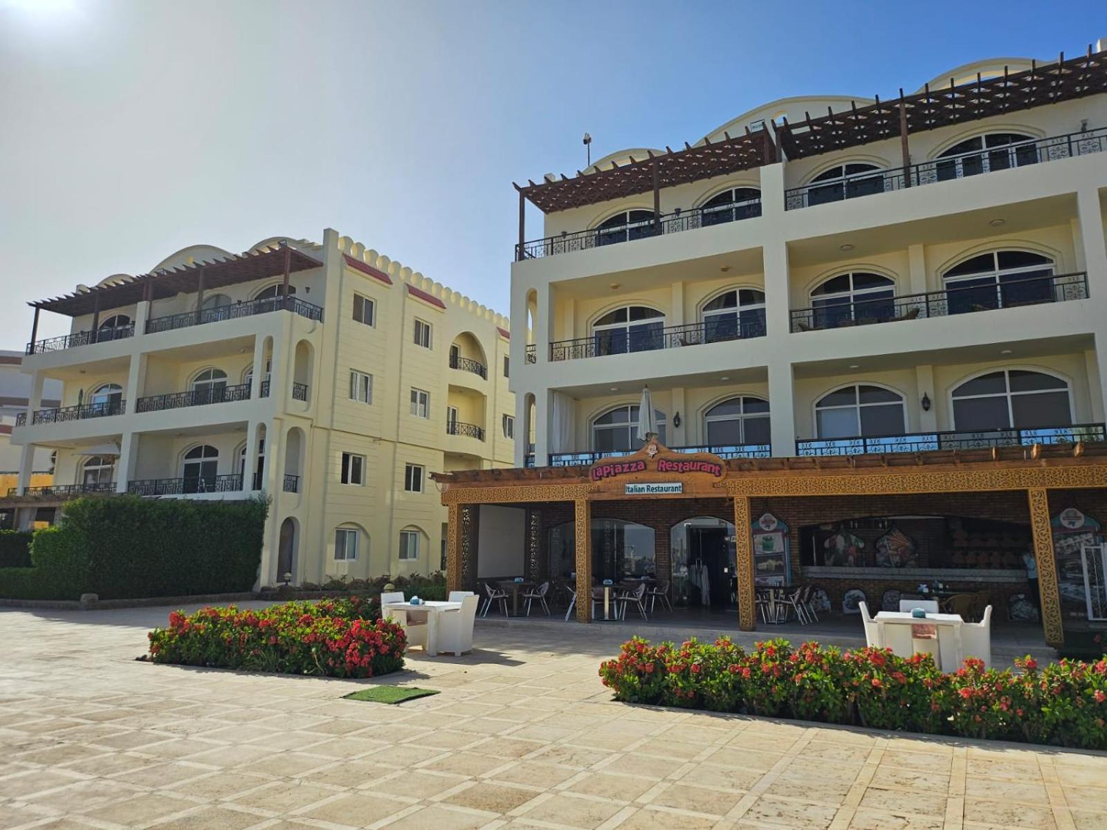 Palm Beach Piazza Apart Hotel Sahl Hasheesh Hurghada Exterior photo